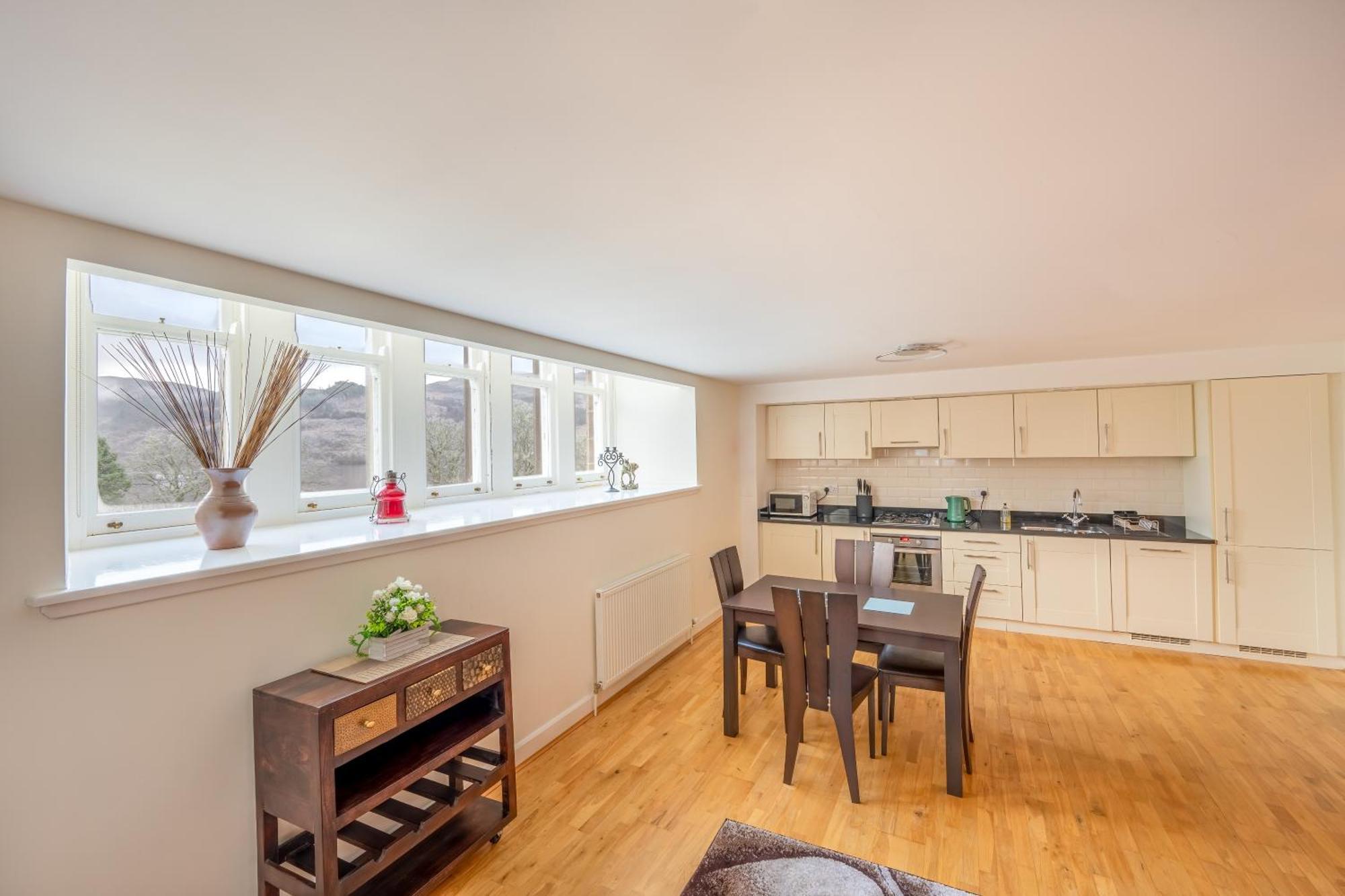 Monastery Apartment With Loch Ness View 포트오거스타 외부 사진